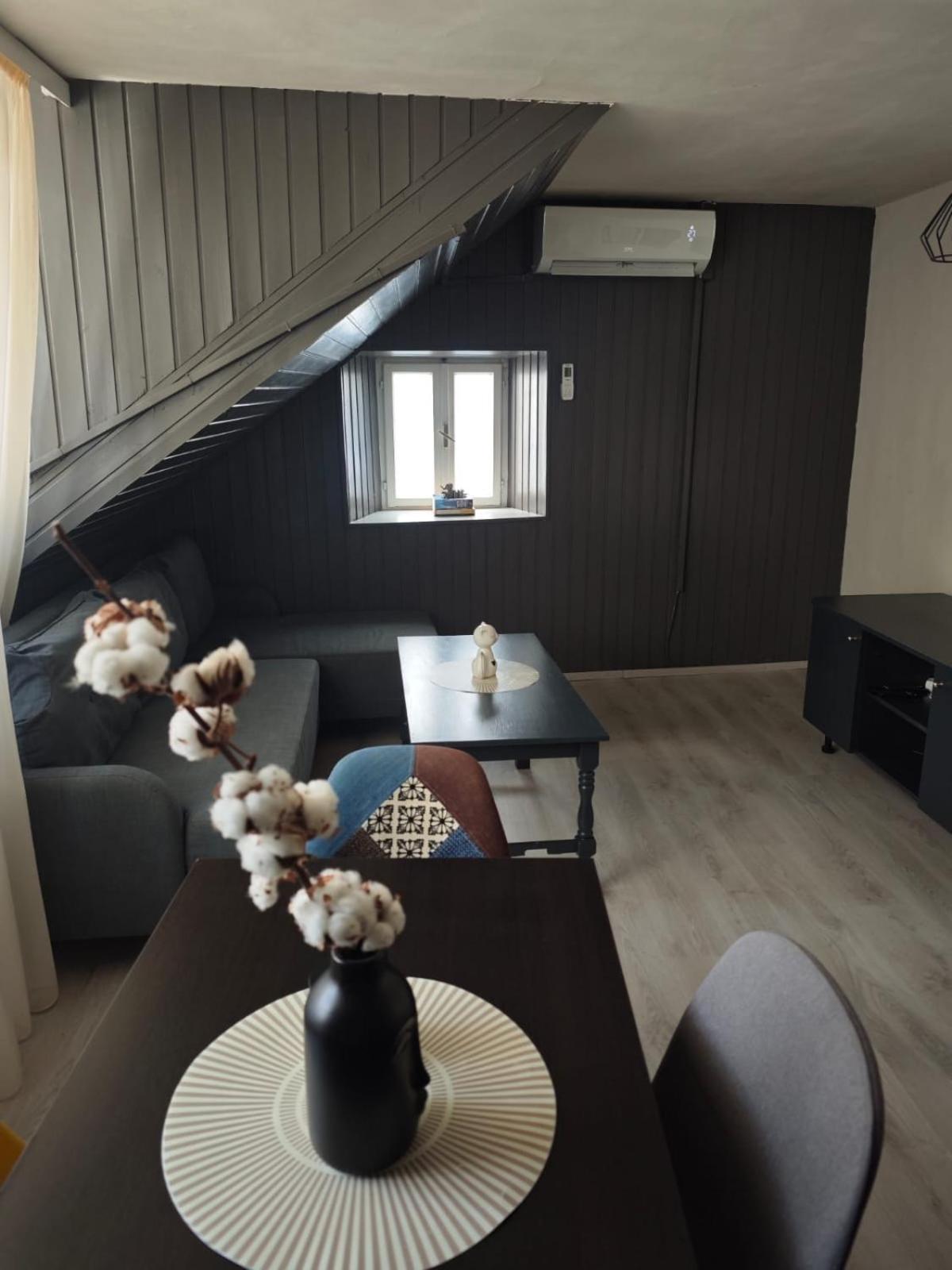 Largo In The Heart Of Diocletian Palace Apartment *